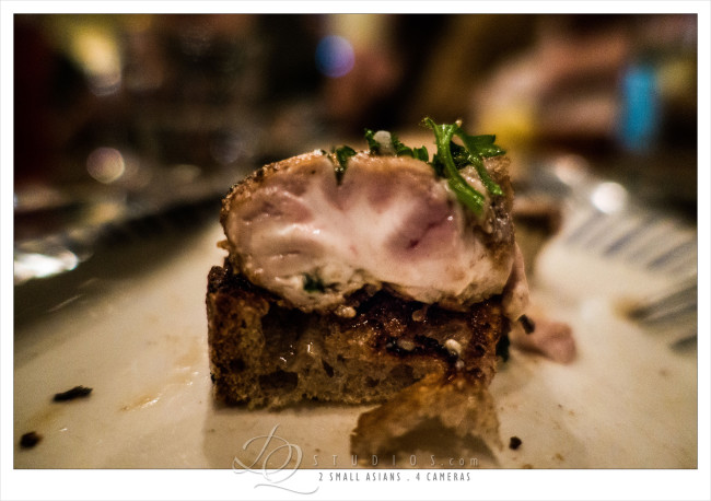 Pig brains on toast. Ghent, Belgium - Sony RX100M3 at ISO2000, 1/50 and f1.8